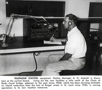 A man at the WGK operating positionSE